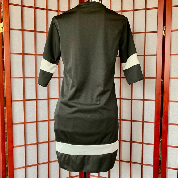 Miss Look Pullover Black Tunic NWOT - Picture 4 of 4